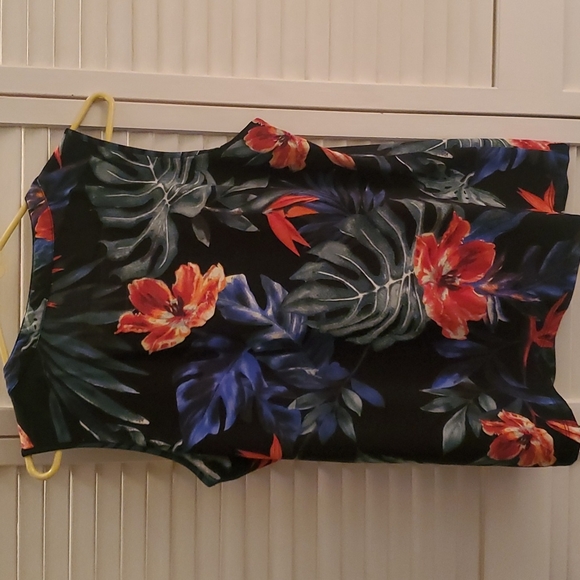 Blouse - Picture 4 of 4